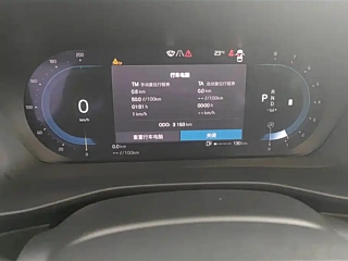 VOLVO XC40  2024 YEAR B4 4WD  DELUXE EDITION 2024