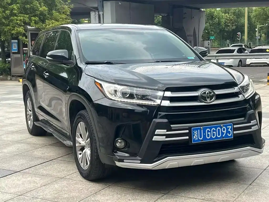TOYOTA HIGHLANDER 2018