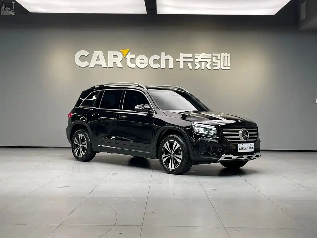 MERCEDES BENZ GLB 2024