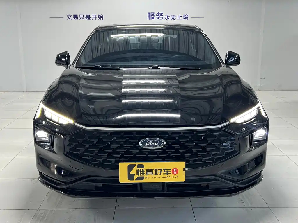 FORD MONDEO 2023