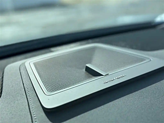 POLESTAR 4  2024 YEAR  STANDARD RANGE PLUS & 2024