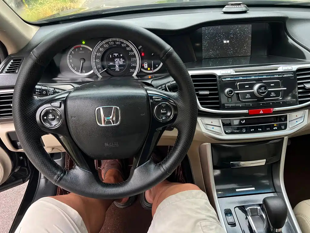 HONDA ACCORD 2015