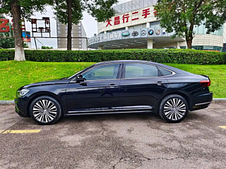 VOLKSWAGEN PASSAT 2020