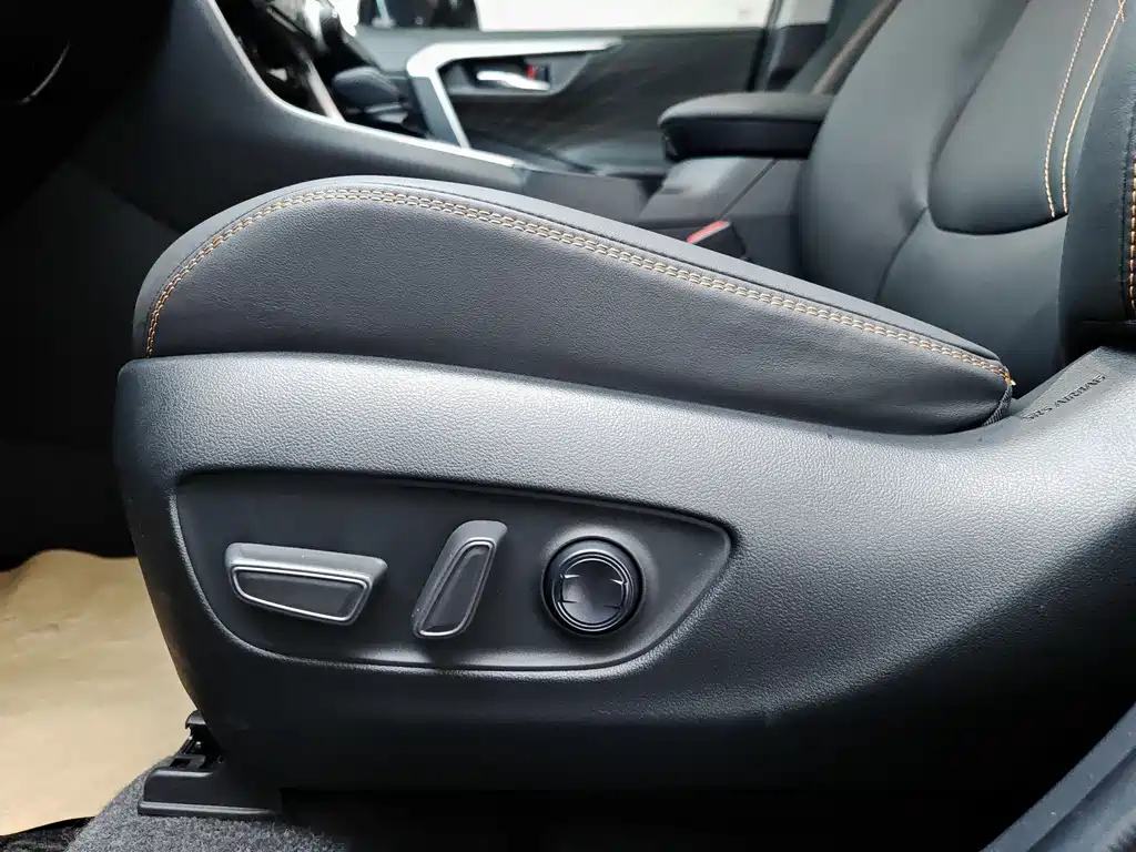 TOYOTA RAV4 RONGFANG 2024