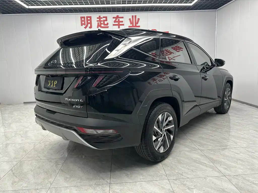 HYUNDAI TUCSON 2023