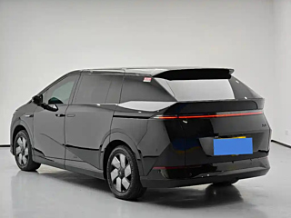 XPENG MOTORS X9  2024 YEAR 610 RANGE PRO 2024
