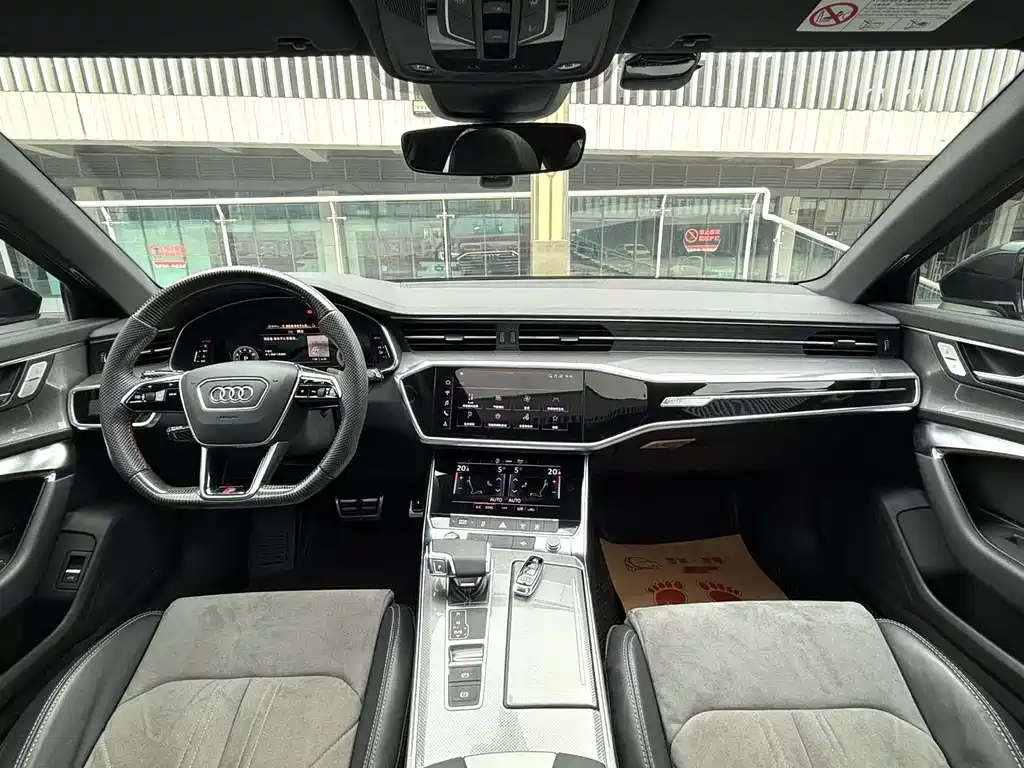 AUDI A6L 2021