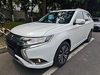 Заказать MITSUBISHI OUTLANDER