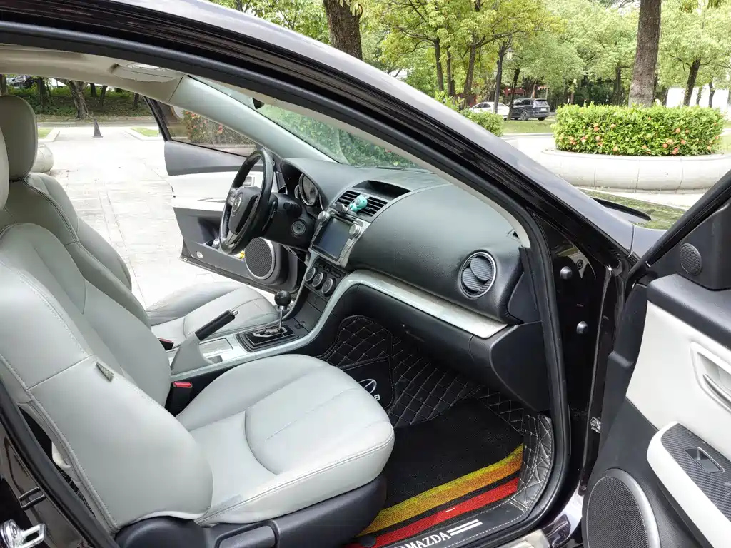 MAZDA MAZDA6 2010