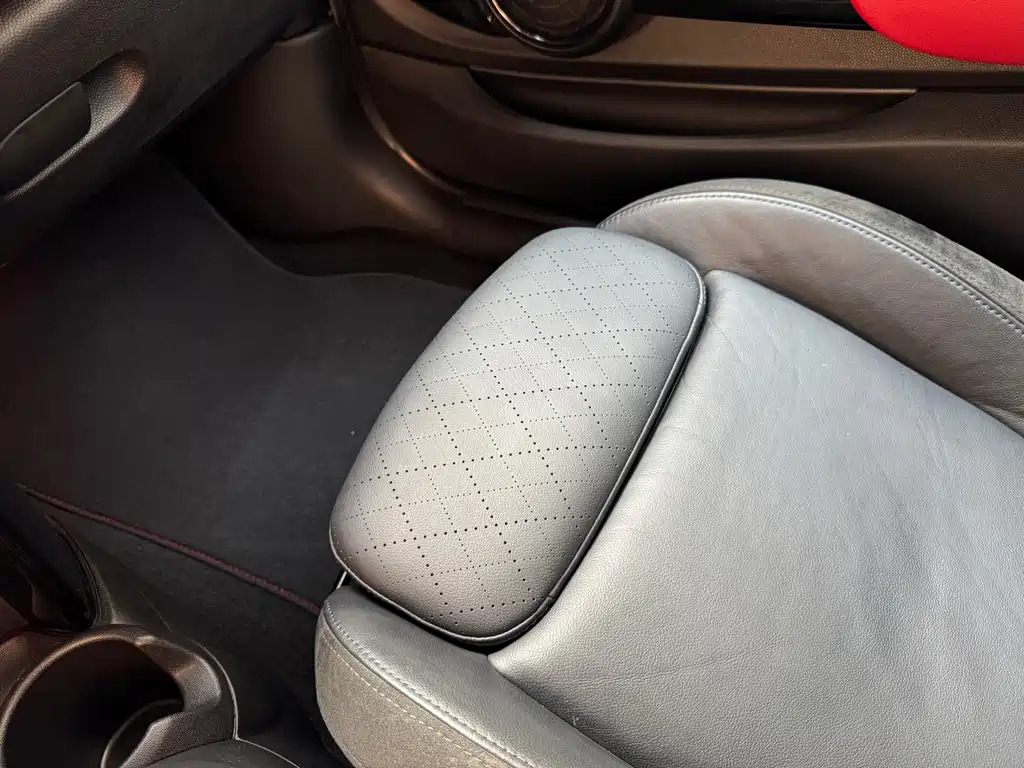 MINI JCW 2020