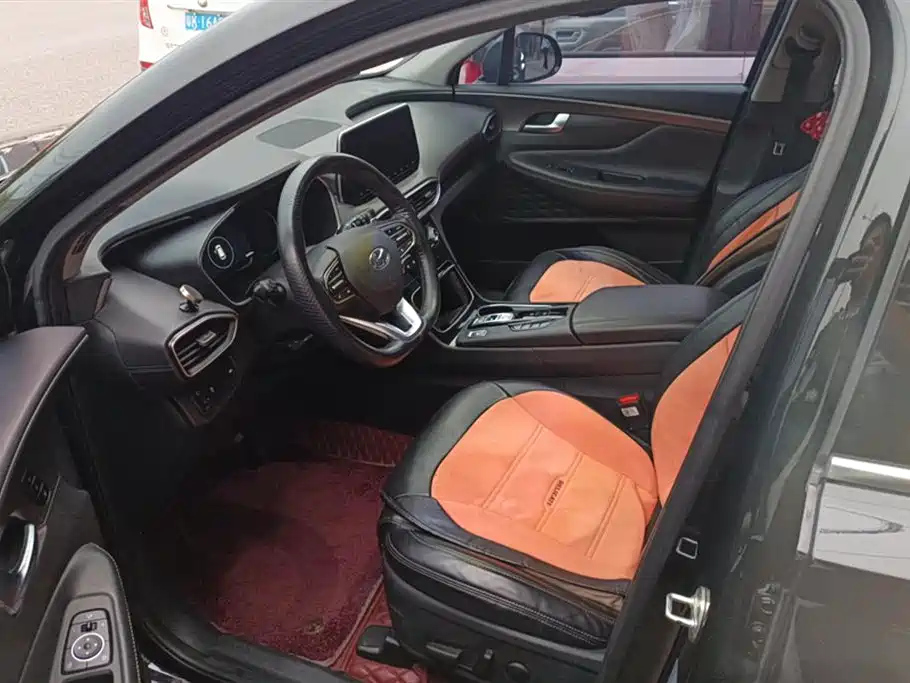 HYUNDAI SANTA FE 2020