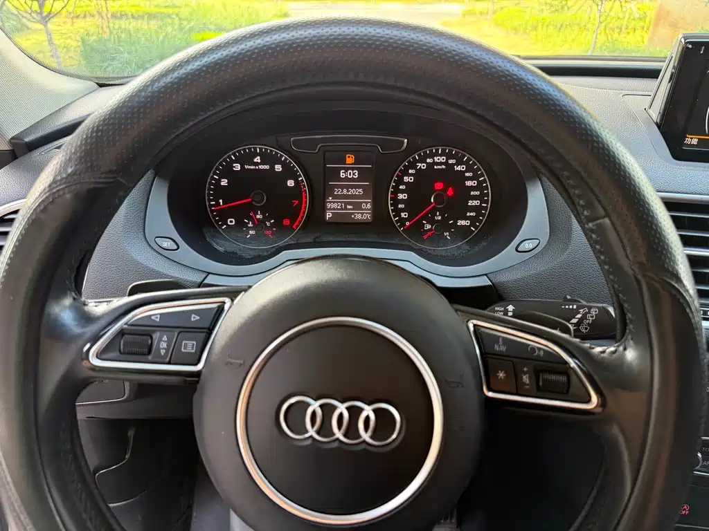 AUDI Q3 2017