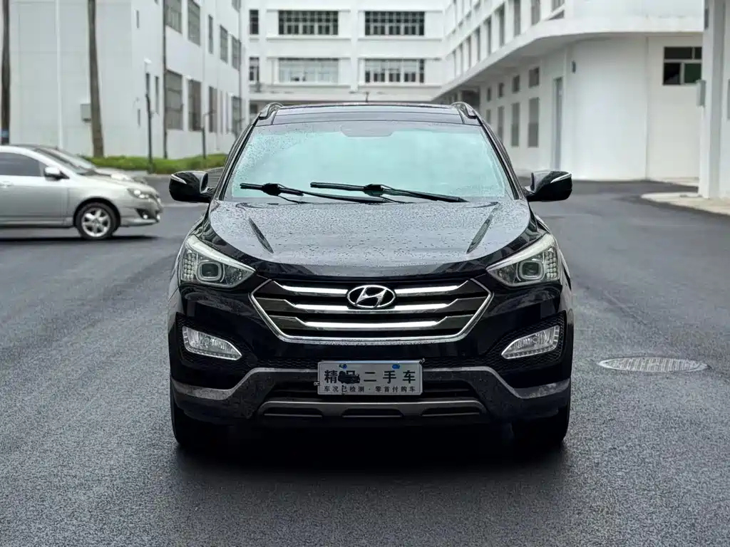 HYUNDAI SANTAFE 2013