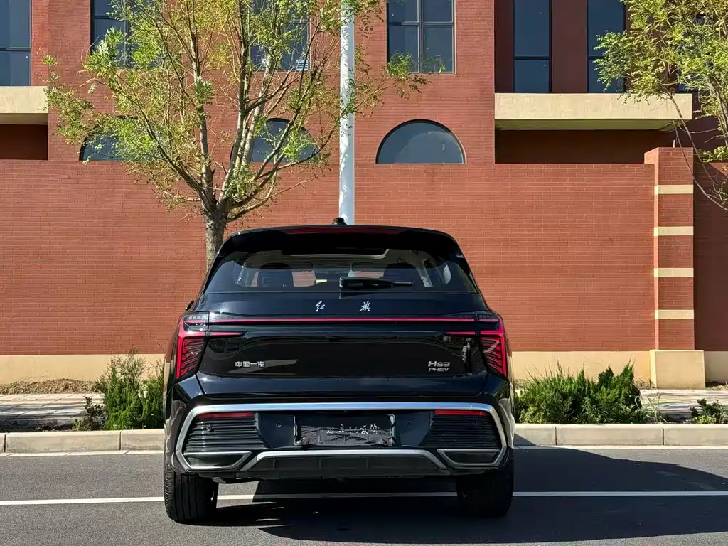 HONGQI HS3 PHEV 2024