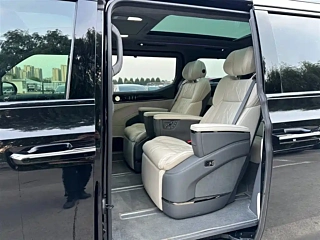 ZEEKR 009 2024 YEAR SEATS EDITION 108KWH 2024