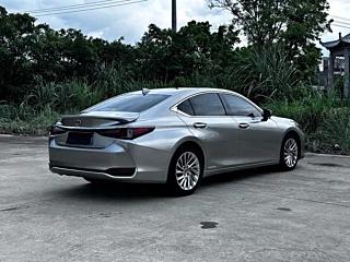LEXUS ES 2021 YEAR 300H EDITION 2021