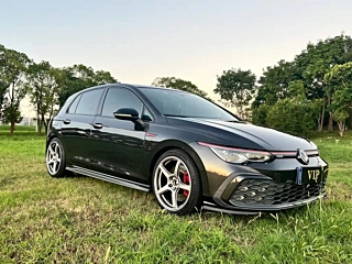 VOLKSWAGEN GOLF GTI 2021