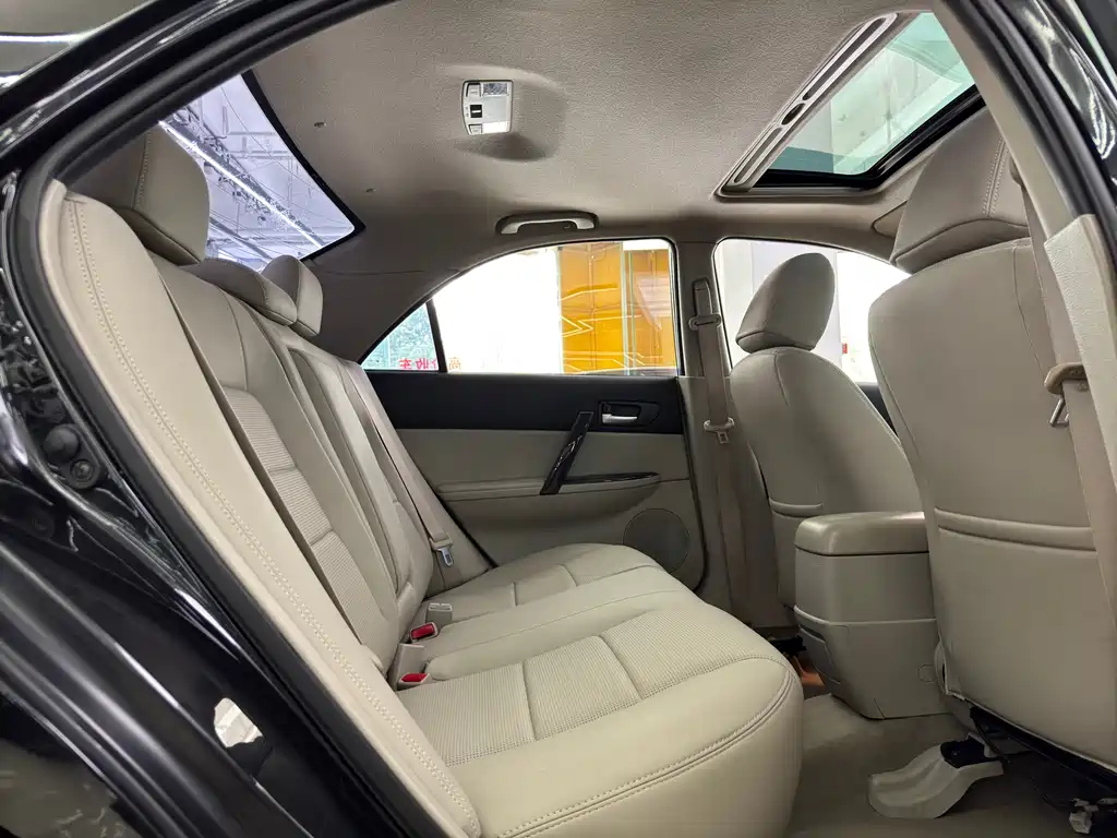 MAZDA 6 2012