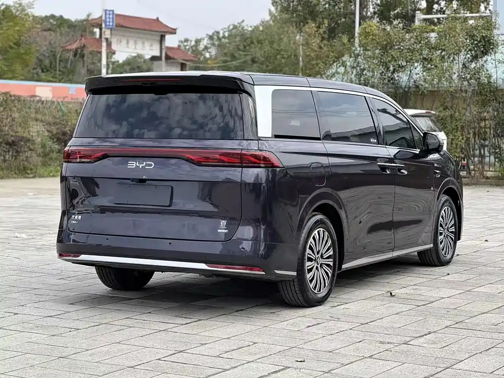 BYD XIA 2025