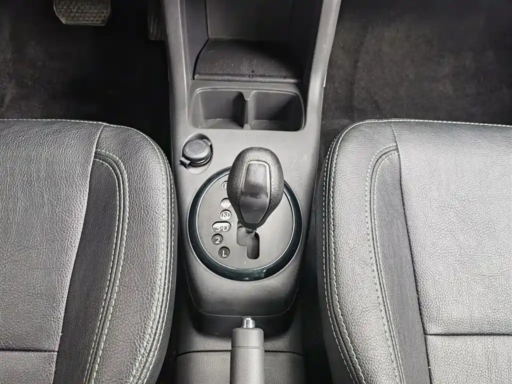 SUZUKI SWIFT 2017
