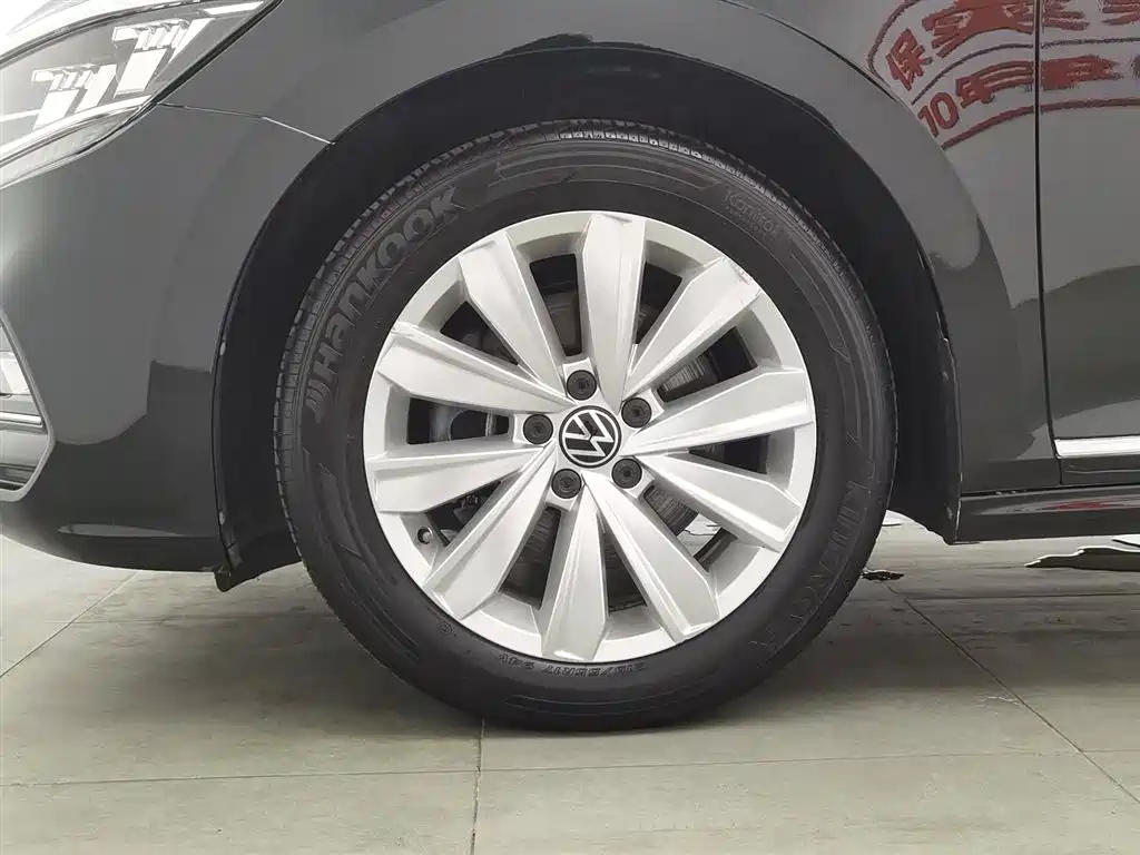 VOLKSWAGEN PASSAT 2020