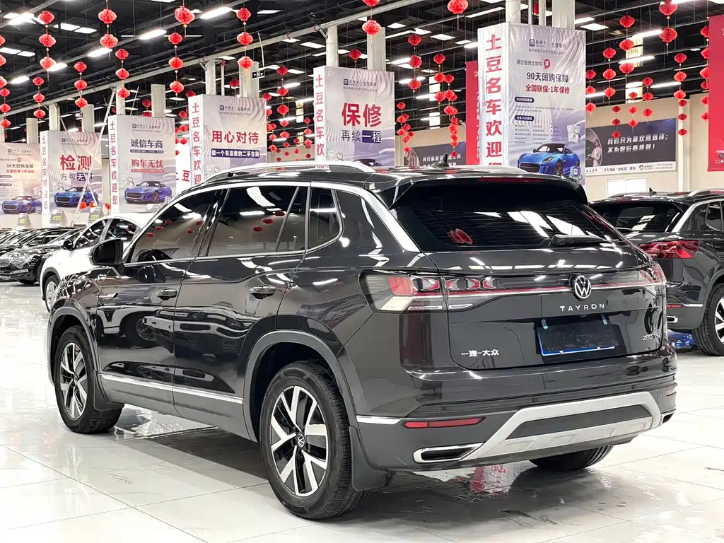 VOLKSWAGEN TAYRON 2022