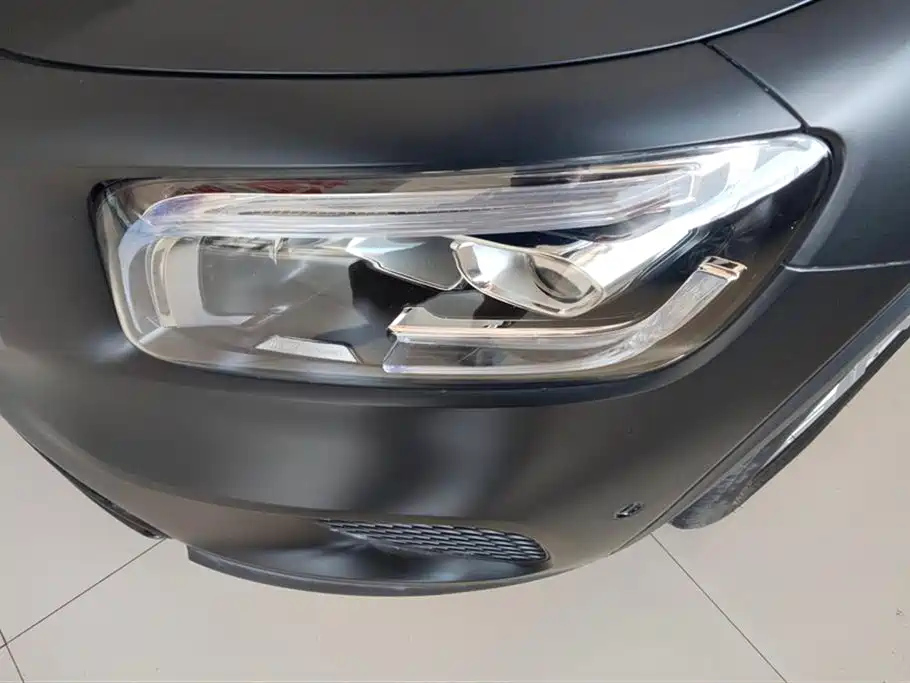 MERCEDES BENZ GLB 2022