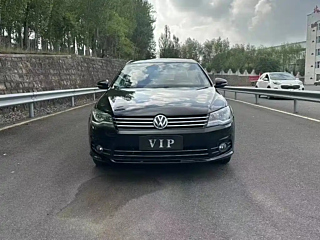 VOLKSWAGEN BORA 2015