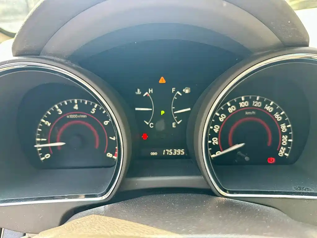 TOYOTA HIGHLANDER 2013