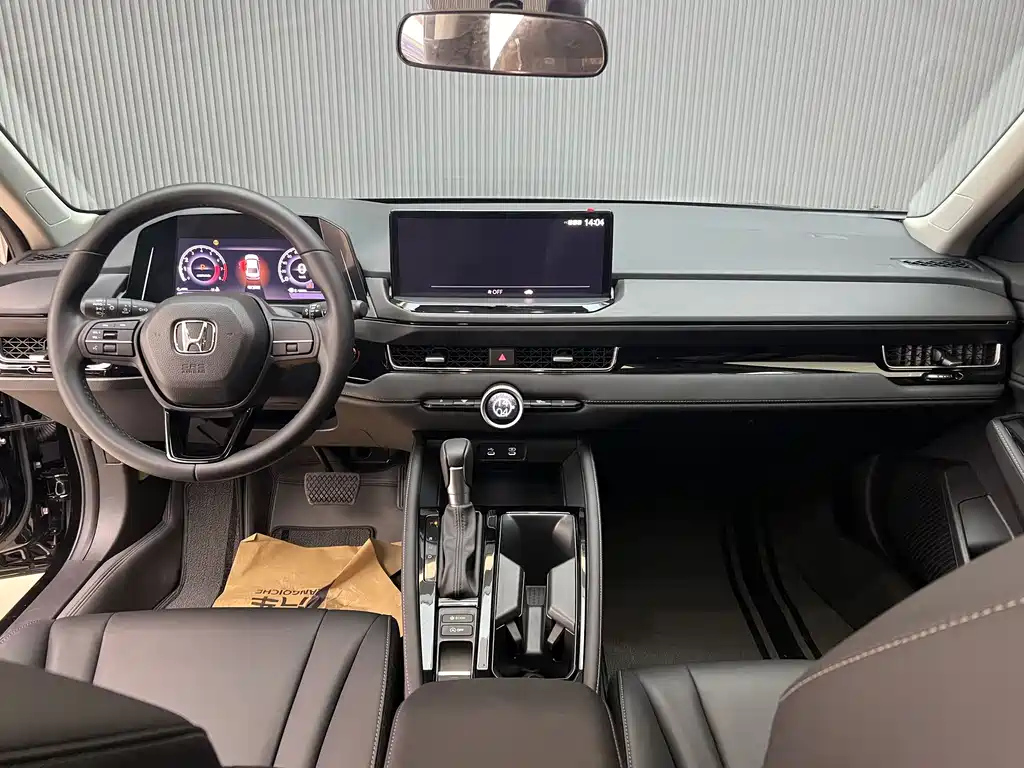 HONDA INSPIRE 2025