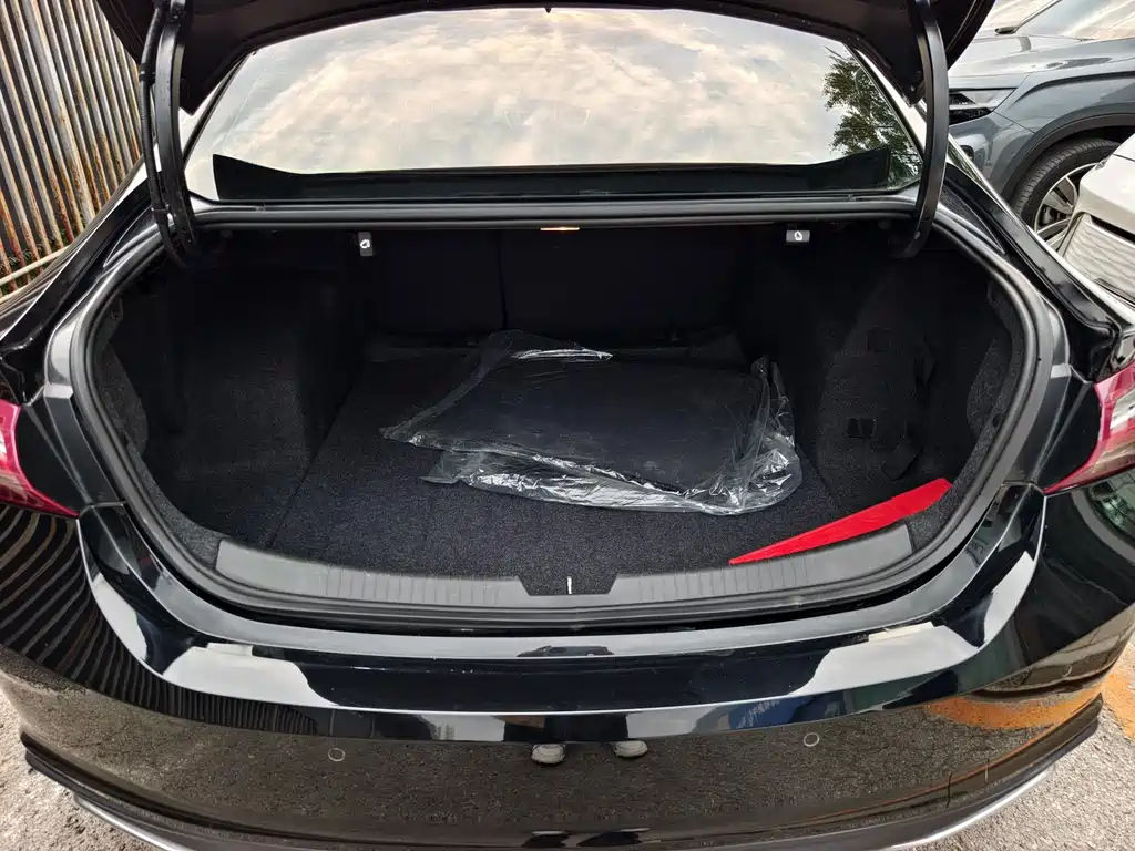 CHEVROLET MALIBU XL 2020