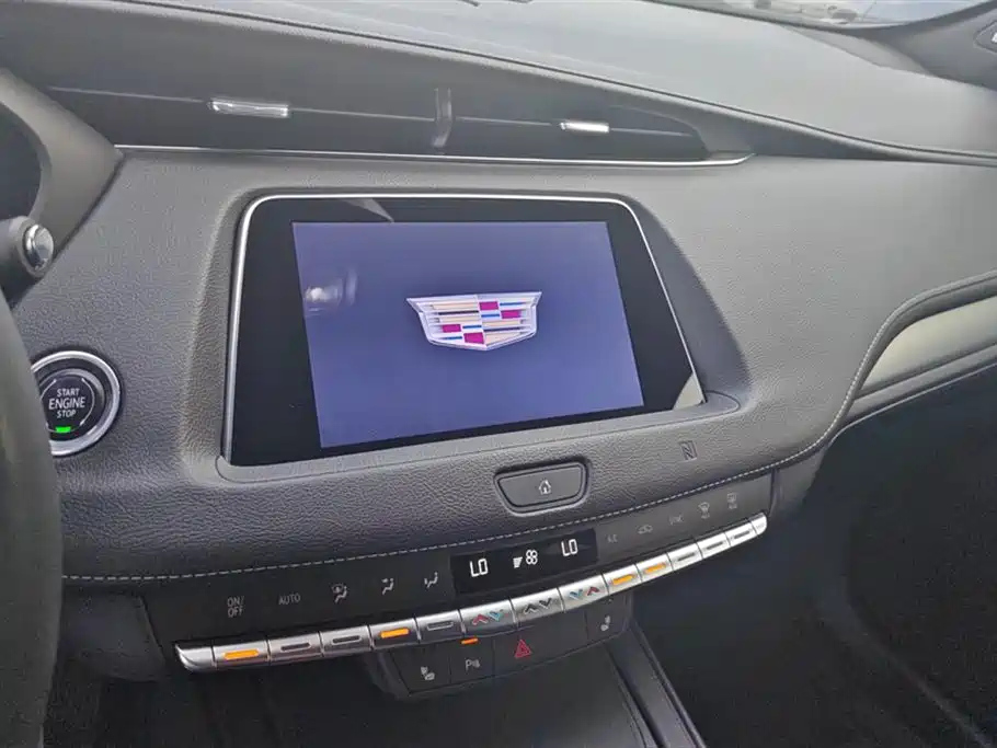 CADILLAC XT4 2020