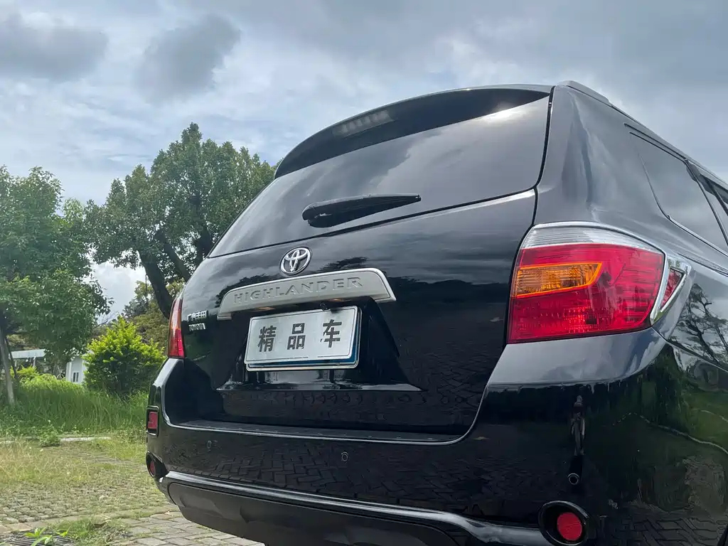 TOYOTA HIGHLANDER 2012