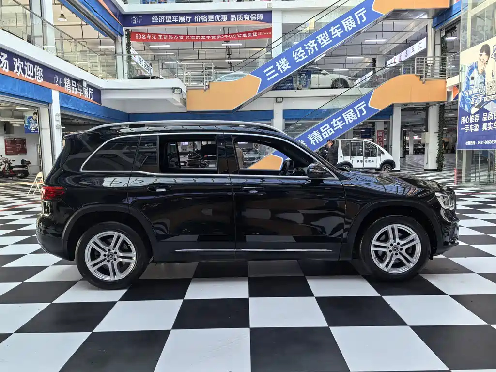 MERCEDES BENZ GLB 2022