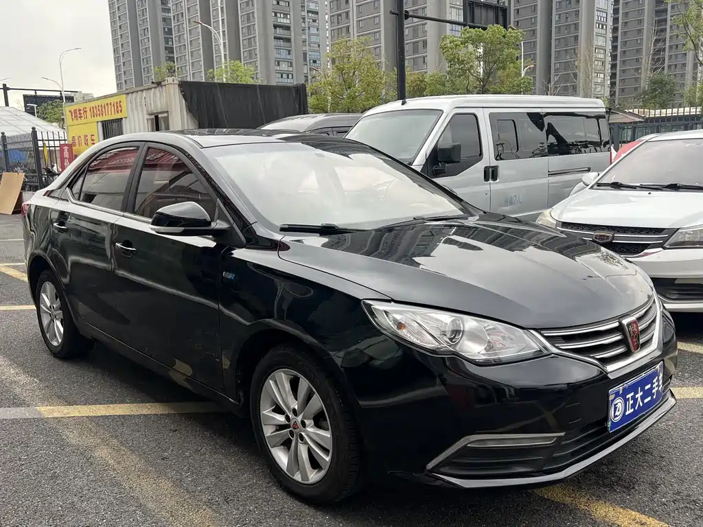 ROEWE 360 2017