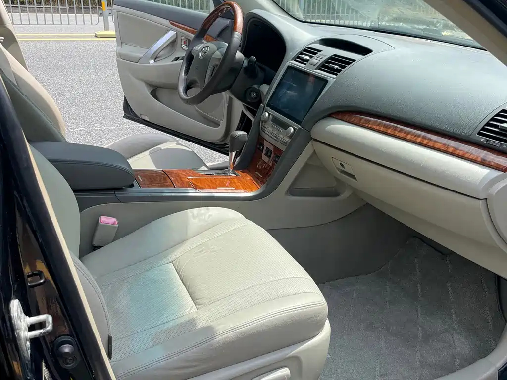 TOYOTA CAMRY 2009