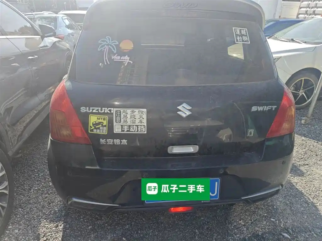 SUZUKI SWIFT 2014