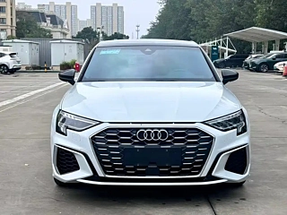 AUDI A3  2022