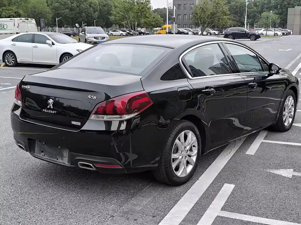 PEUGEOT 508 2016