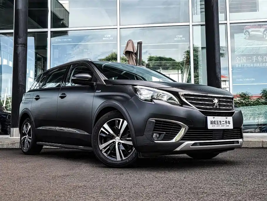 PEUGEOT 5008 2019