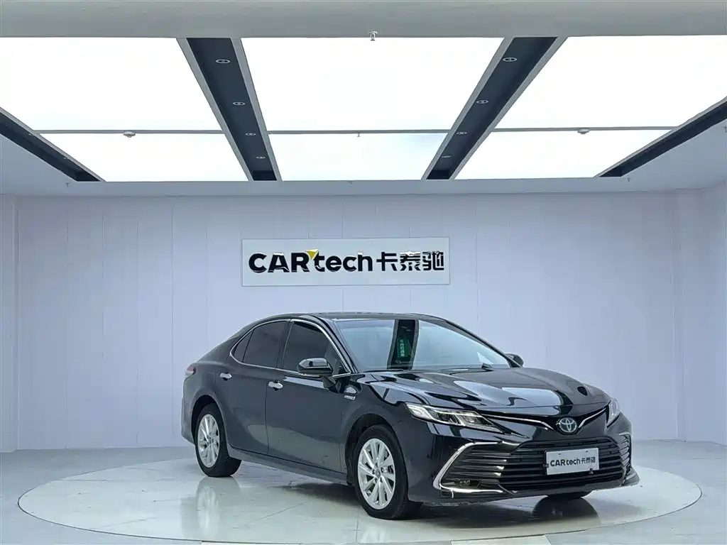 TOYOTA CAMRY 2022