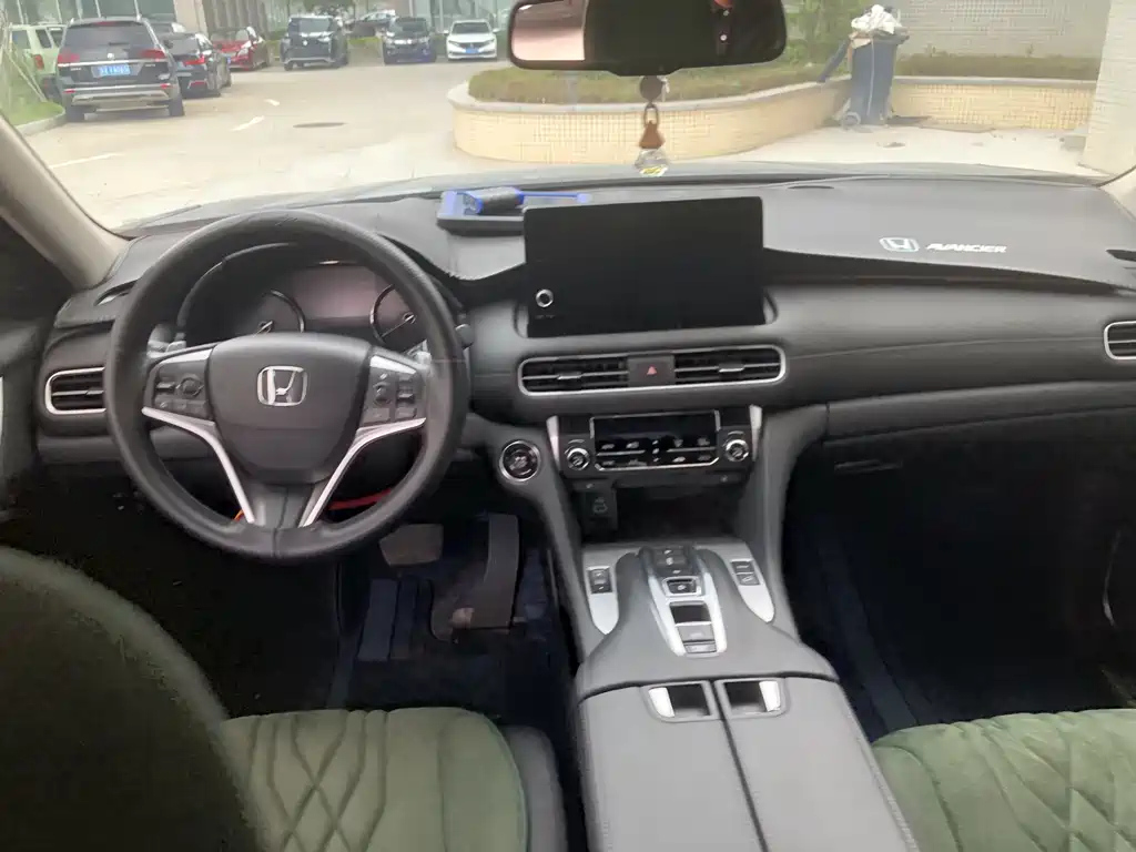 HONDA AVANCIER 2023