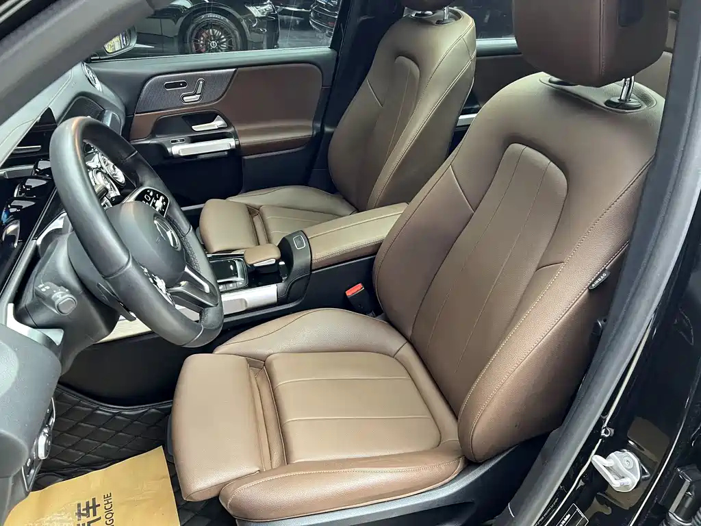 MERCEDES BENZ GLB 2020