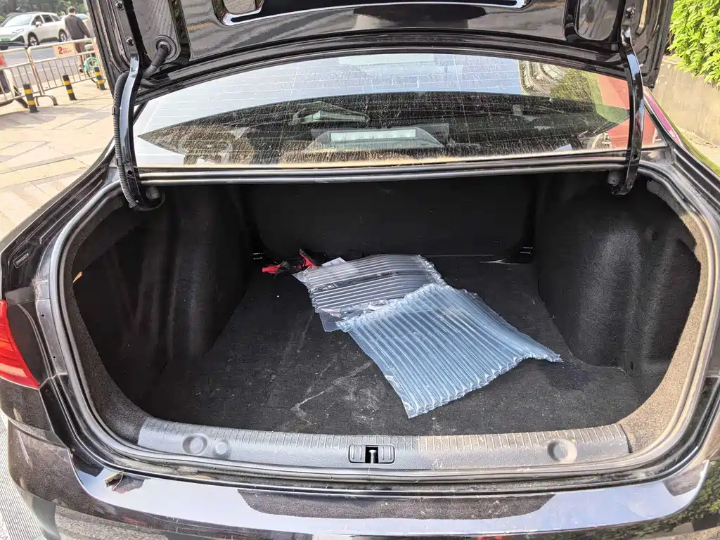 VOLKSWAGEN LAVIDA 2018