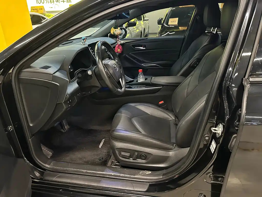 TOYOTA AVALON 2022
