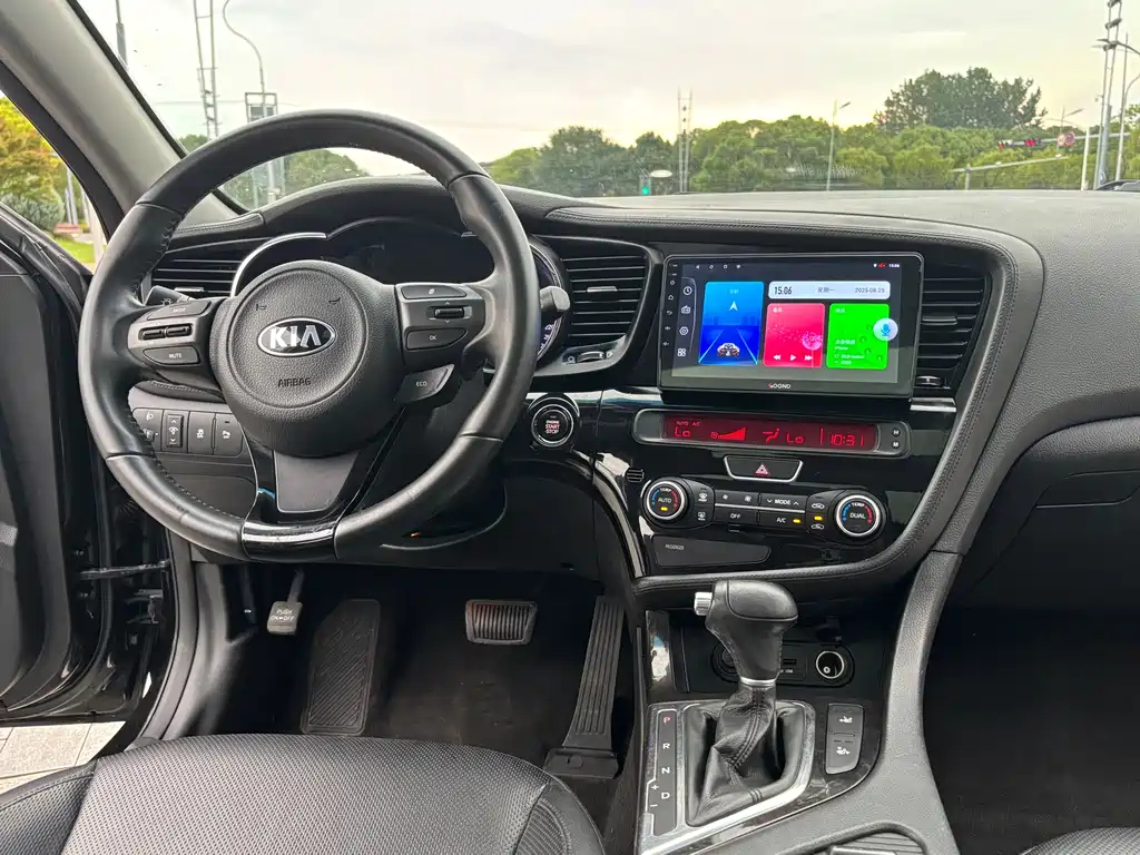 KIA K5 2015
