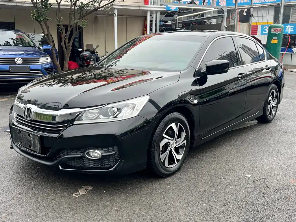 Аукционный лист HONDA ACCORD 2017