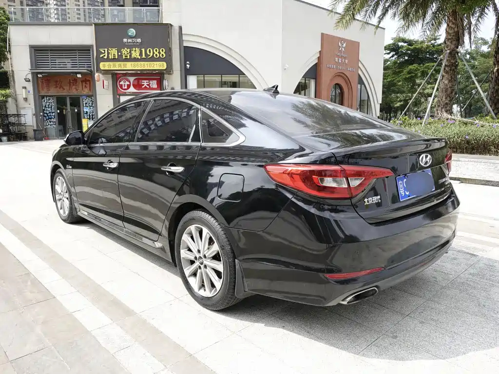 HYUNDAI SONATA 2016