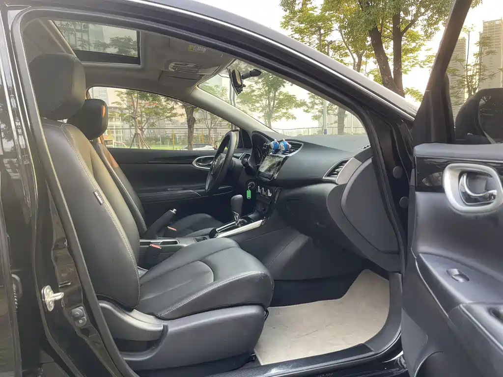 NISSAN SYLPHY 2020