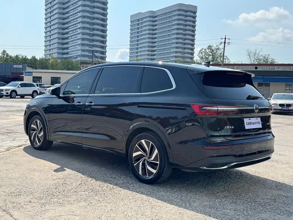VOLKSWAGEN VILORAN 2022